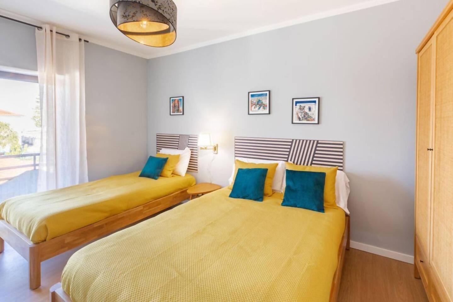 Modern Apartment 5 Mins Walking To The Santuary Fatima Exterior photo